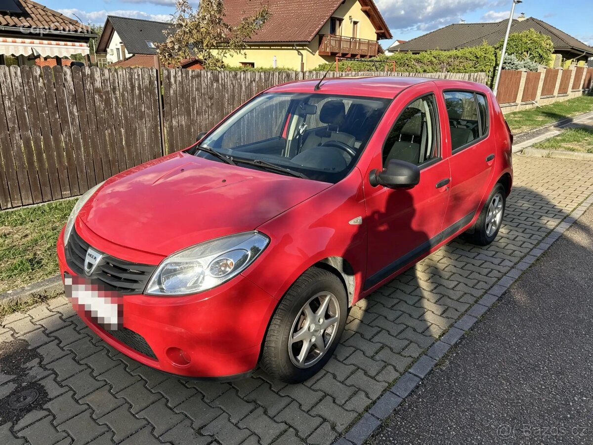 Prodám Dacia Sandero 1.4i benzin - 2