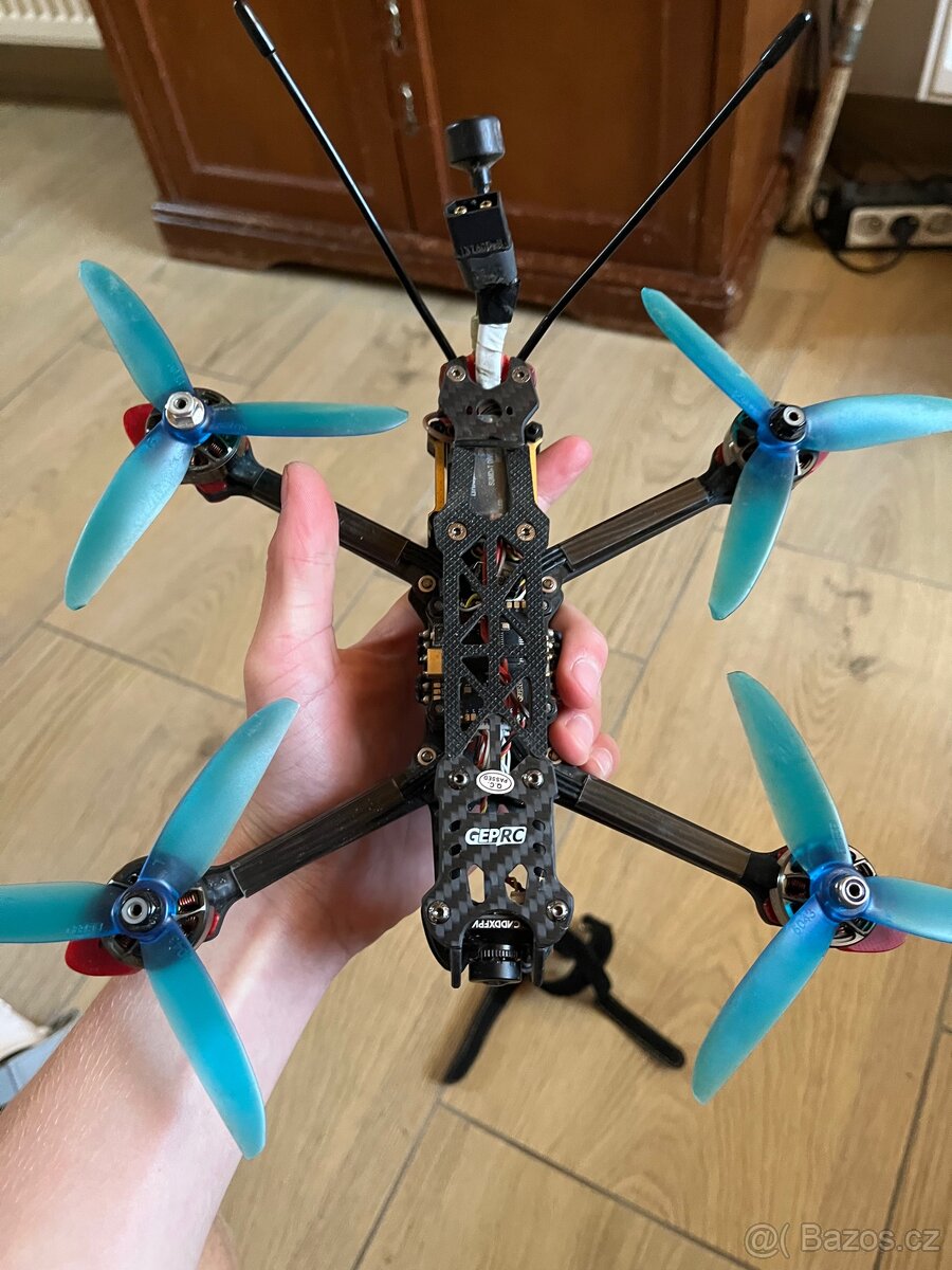 FPV Dron 4s - 2