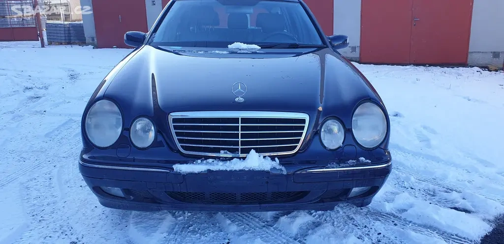 Mercedes-Benz Třídy E, 430T 4matic , 4x4 ,zavada - 2