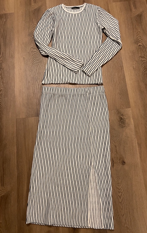 Set:tričko a sukně zn Mohito - 2