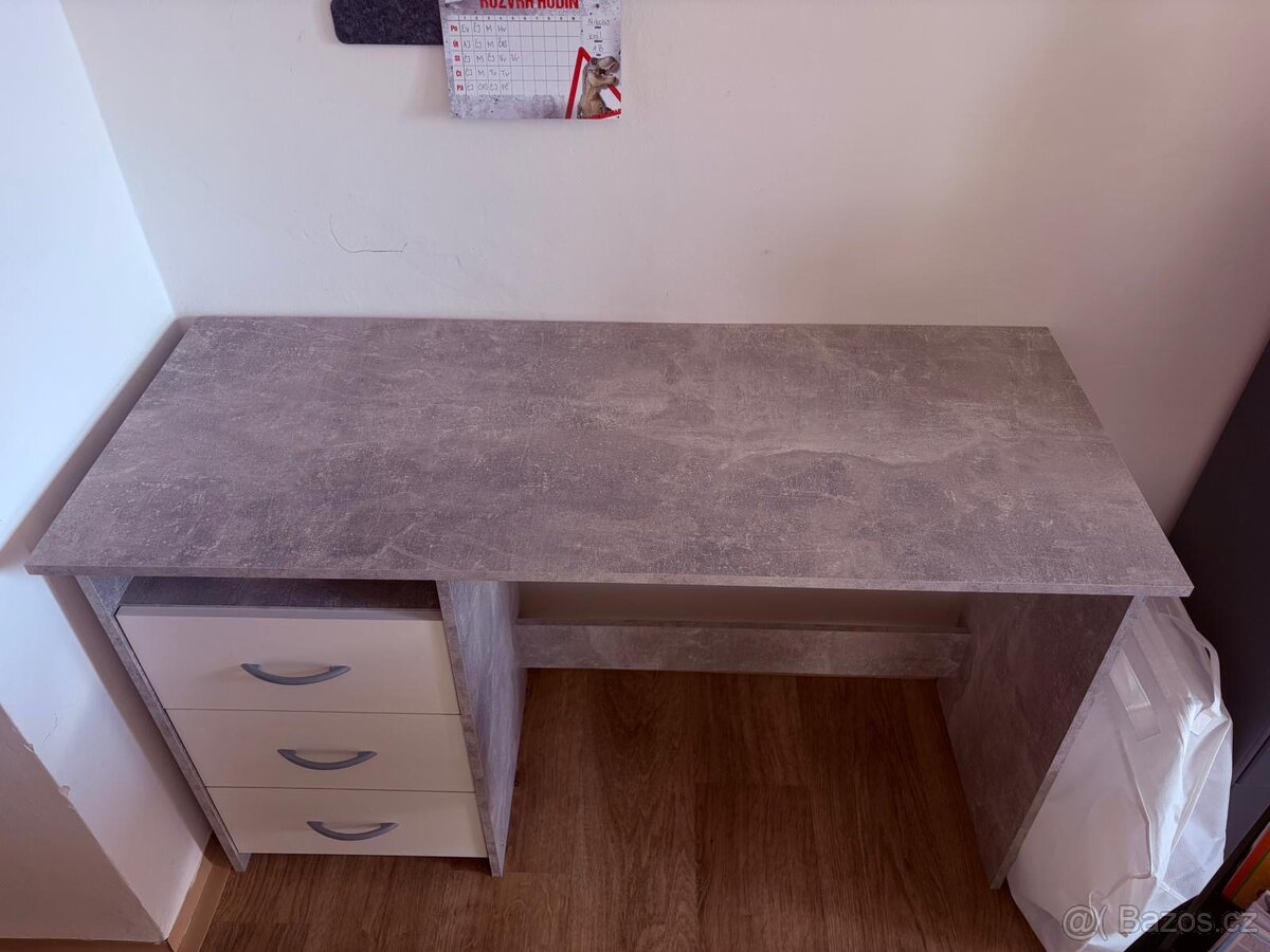 Psací stůl - 2