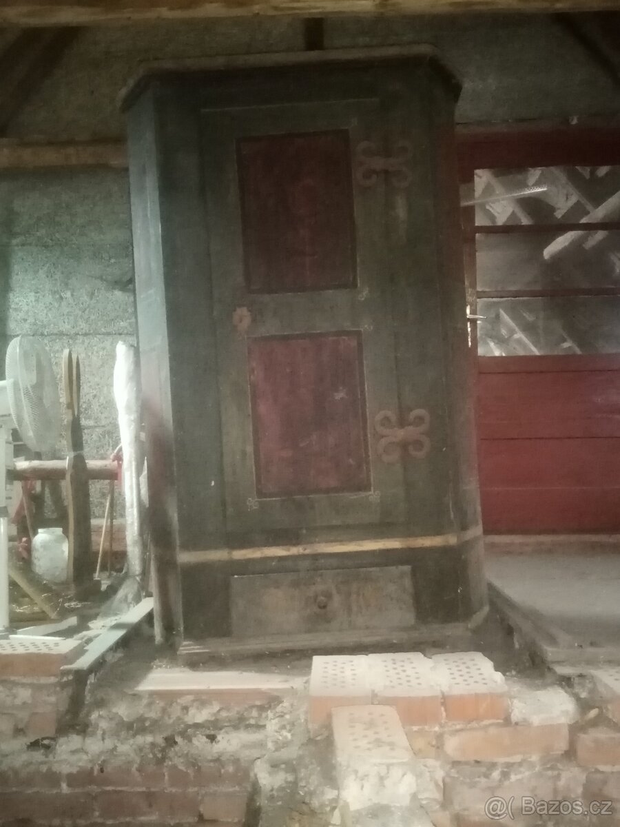 Selská lidová skříň - 2