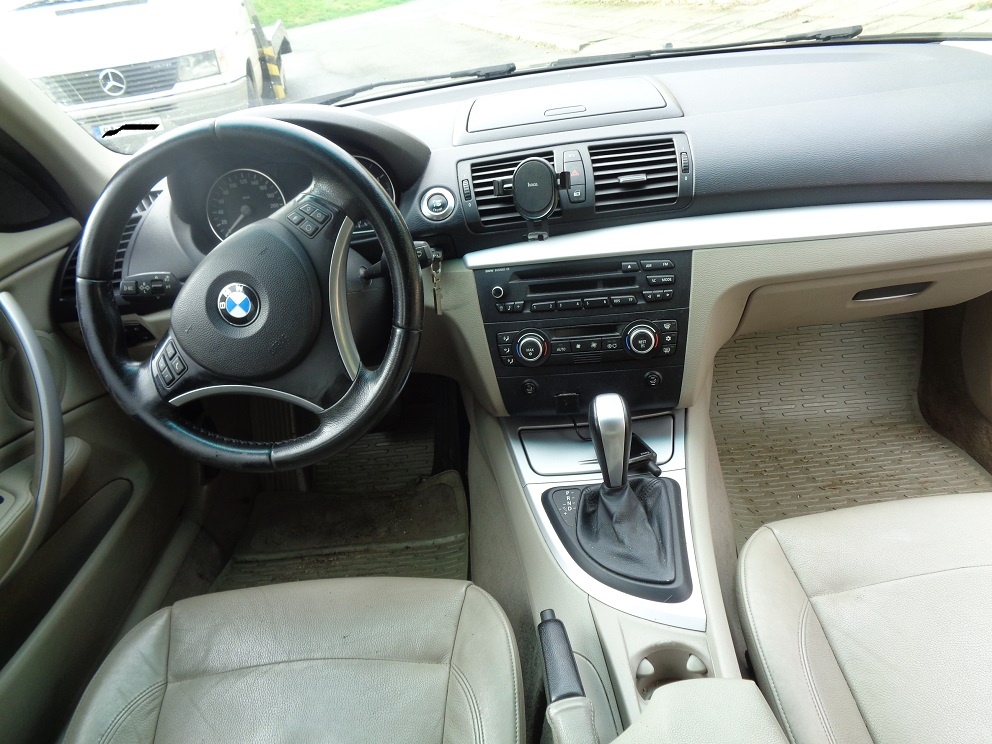 BMW 1 E87 118D 105kW automat - náhradní díly - 2