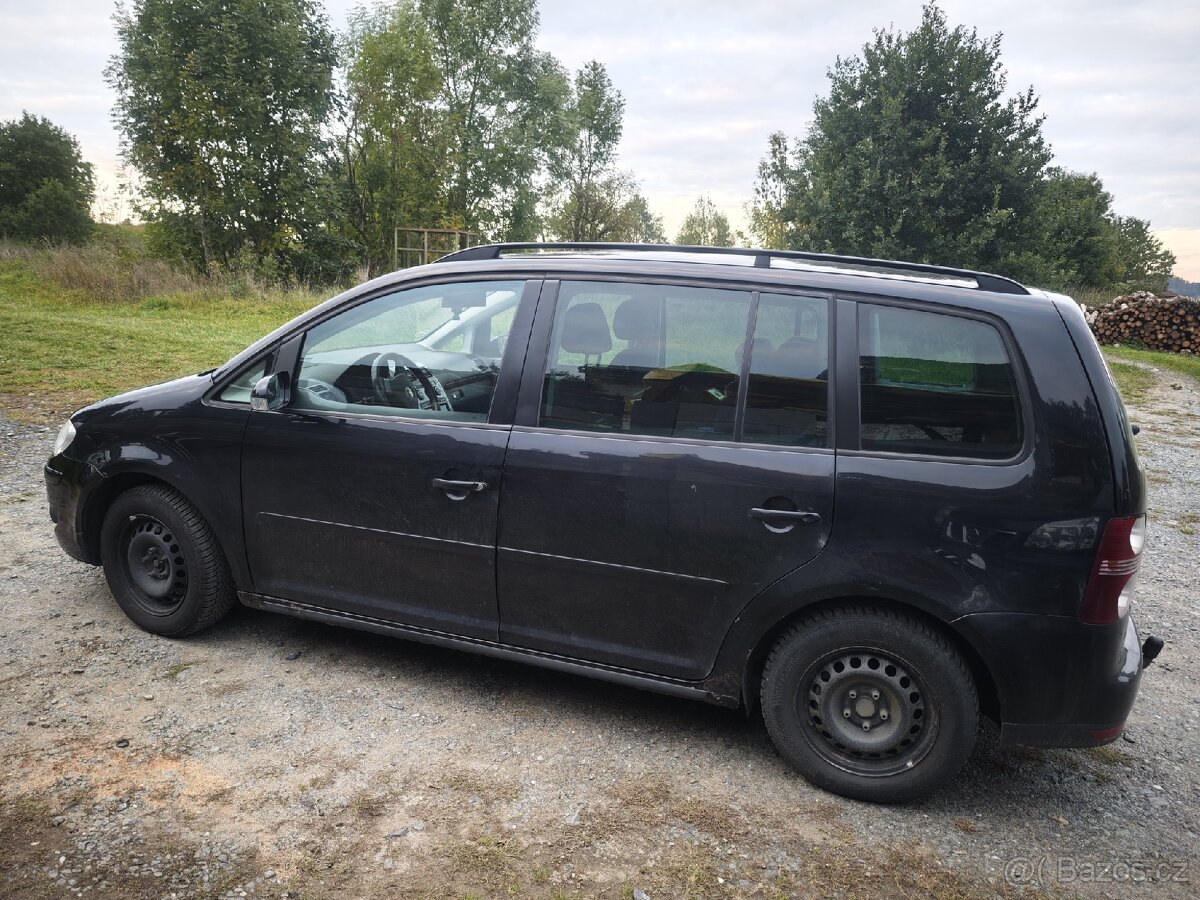 Volkswagen Touran 1.4 tsi 103kw r.v.2007 - 2