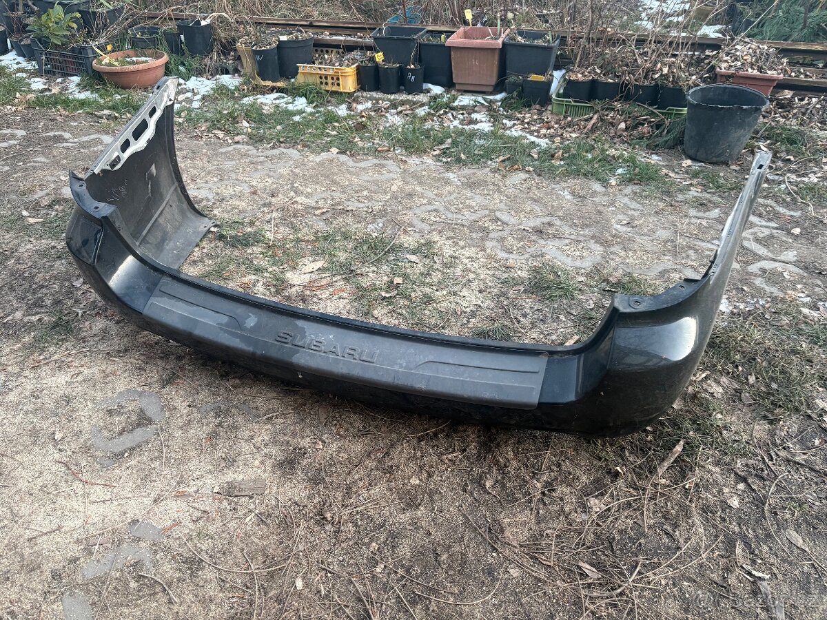 Zadní nárazník outback BP 2008 černý - 2