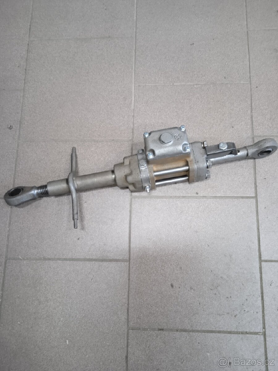 Zetor 25 hydraulický 3 bod - 2