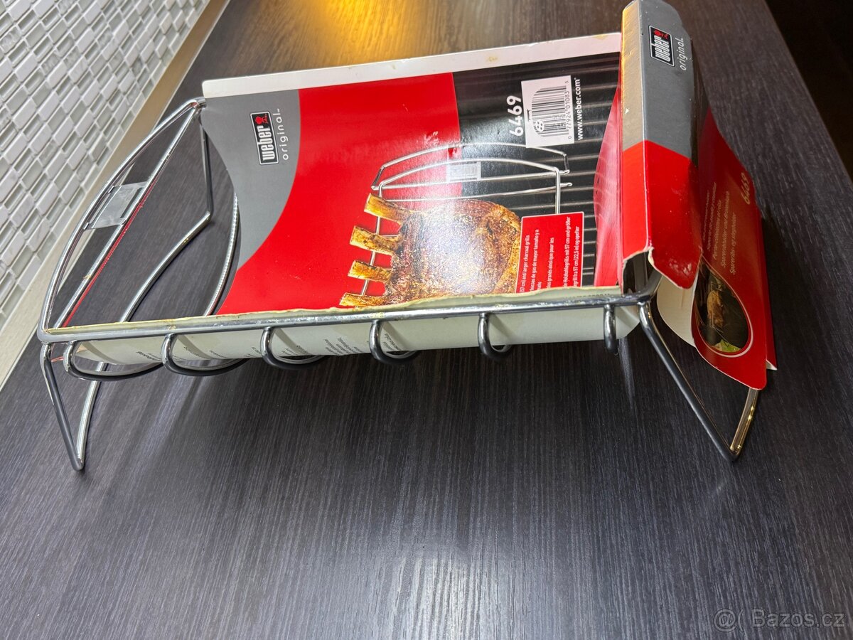 Weber stojanek na kotlety a zebra - 2