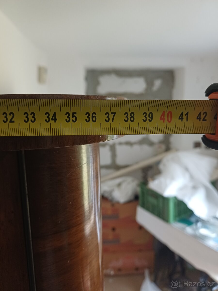 Rustikální prosklená komoda - 2