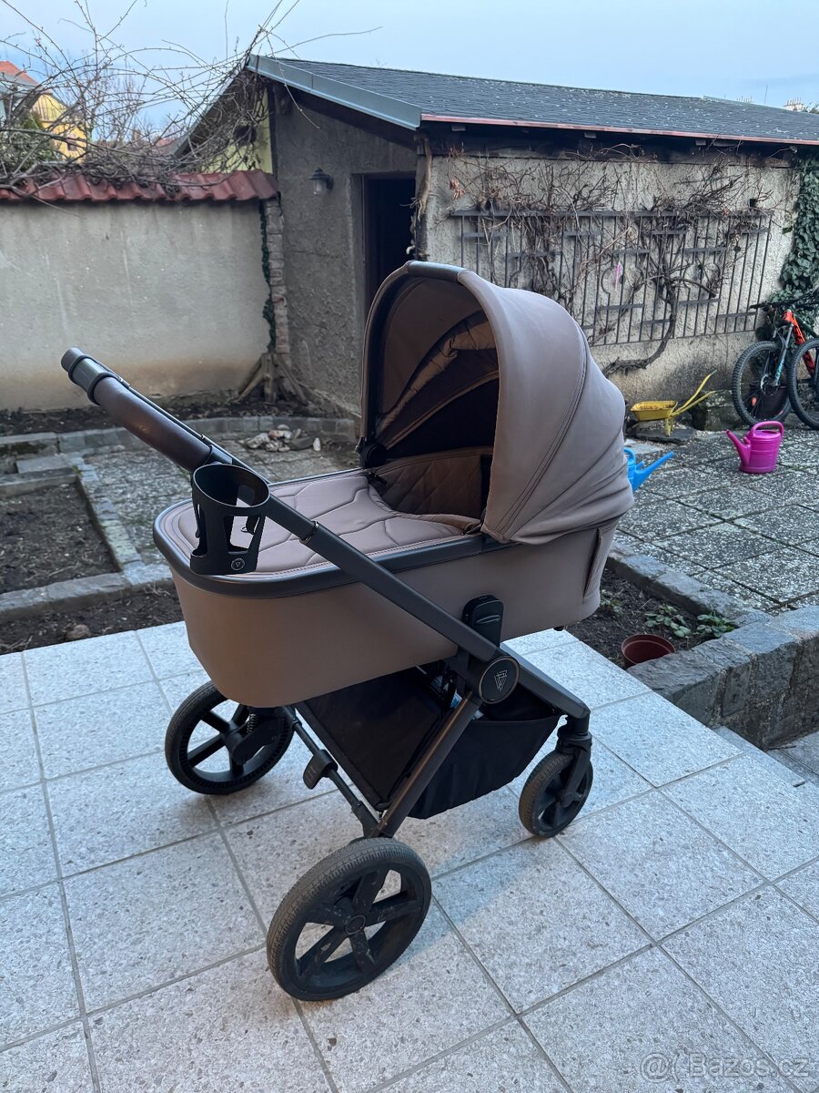 Kočárek Venicci upline 2 - 2