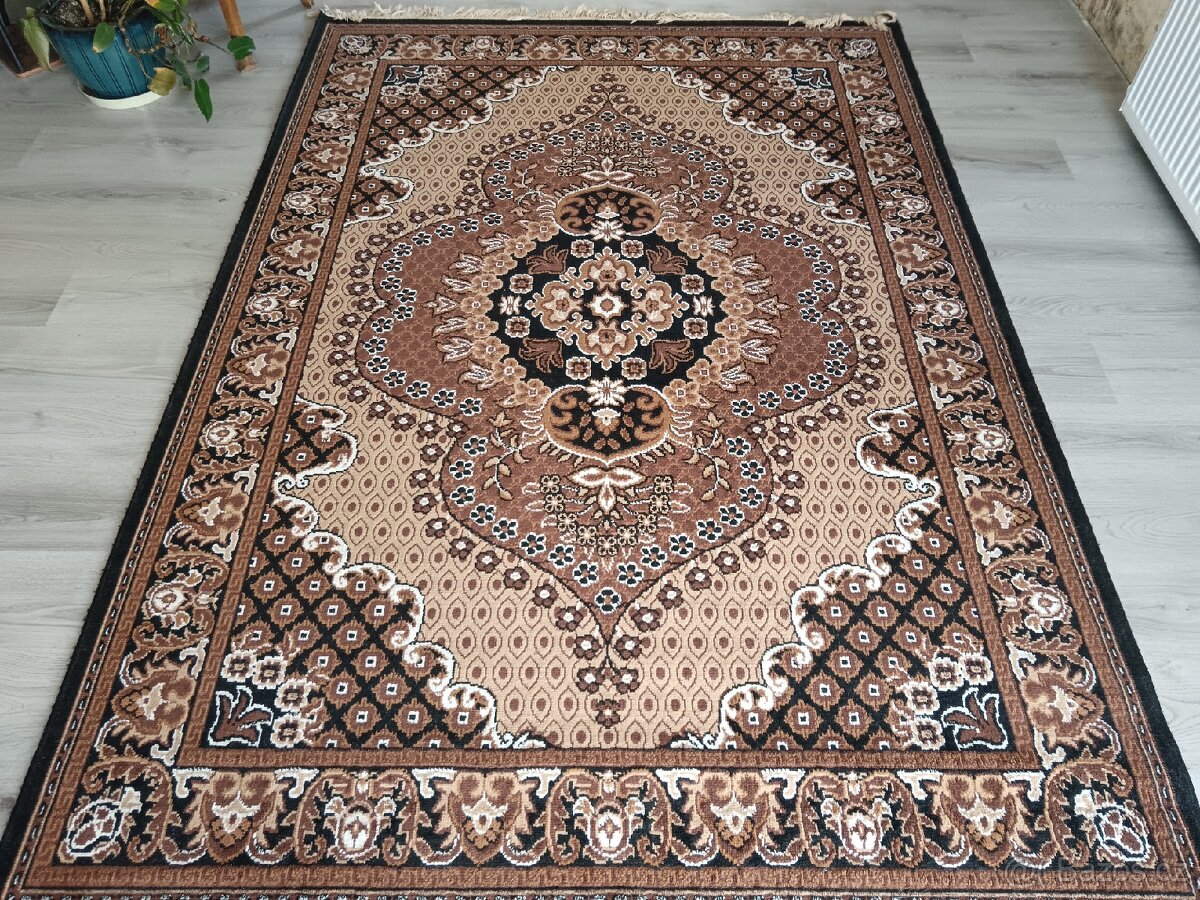 Koberec v perfektním stavu - 2