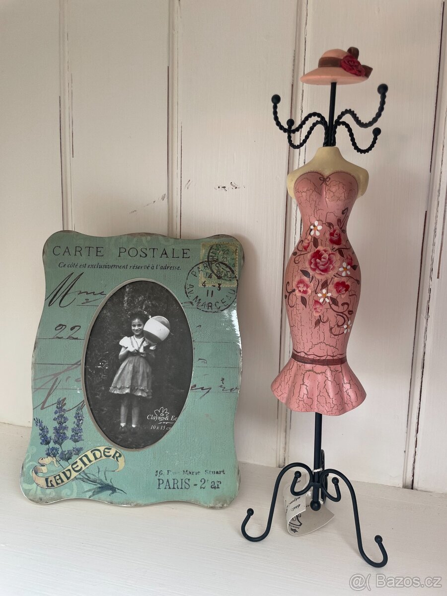 stojan na řetízek - 2