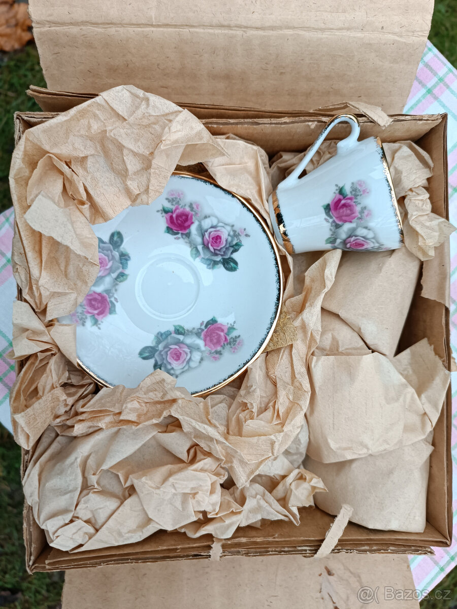 retro mini servis s růží - 2