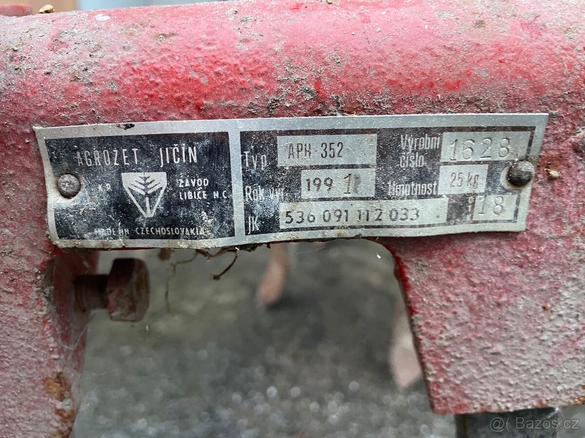 Prodám jednostranný pluh na Tera Vari - 2