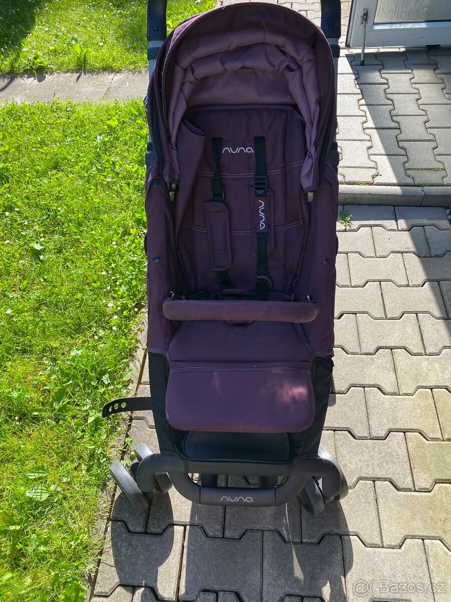 Kočárek Nuna - 2