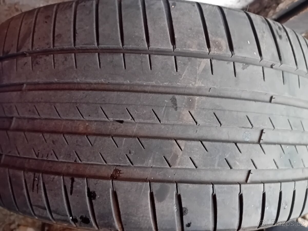 Prodám Sadu pneu 245/40/19/ Michelin - 2