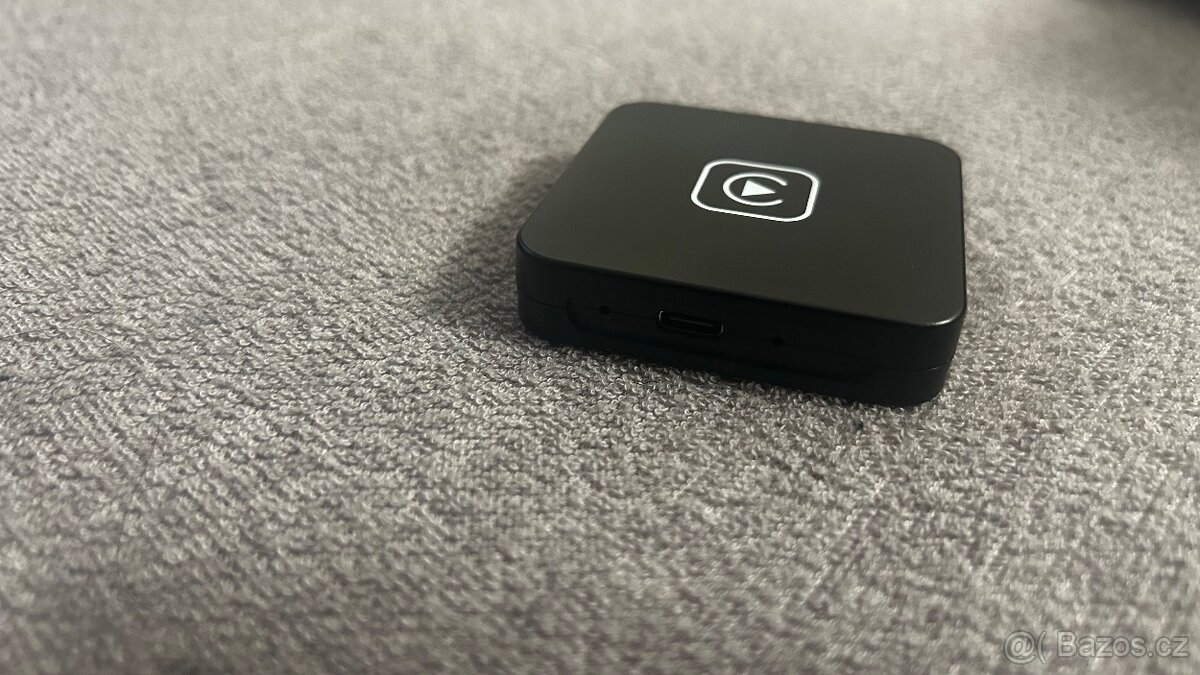 Bezdrátový adaptér CarPlay / Android Auto - 2