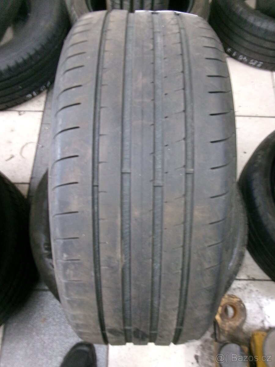 245/45 R18 GOODYEAR (4-4,5mm) č.14523/d3 - 2