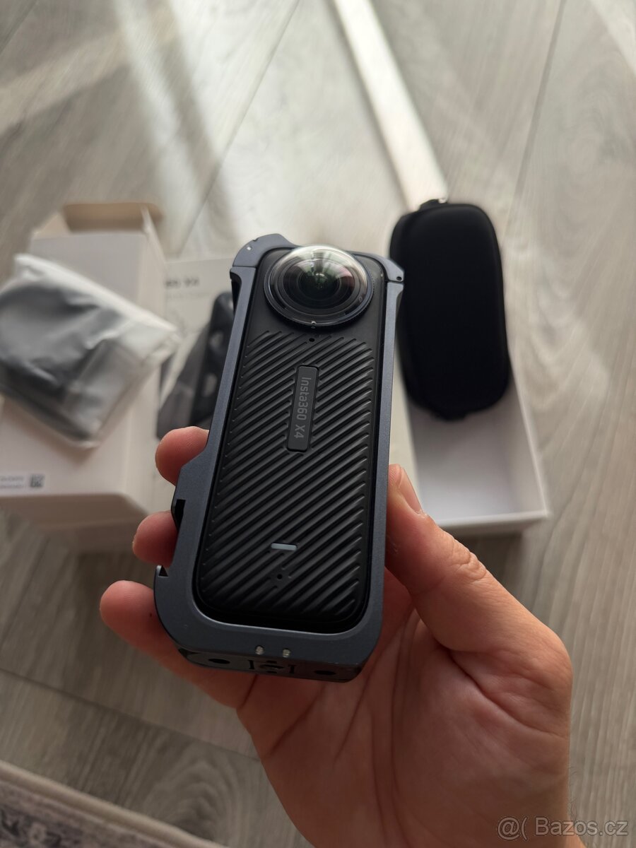 Insta360 x4 - 2