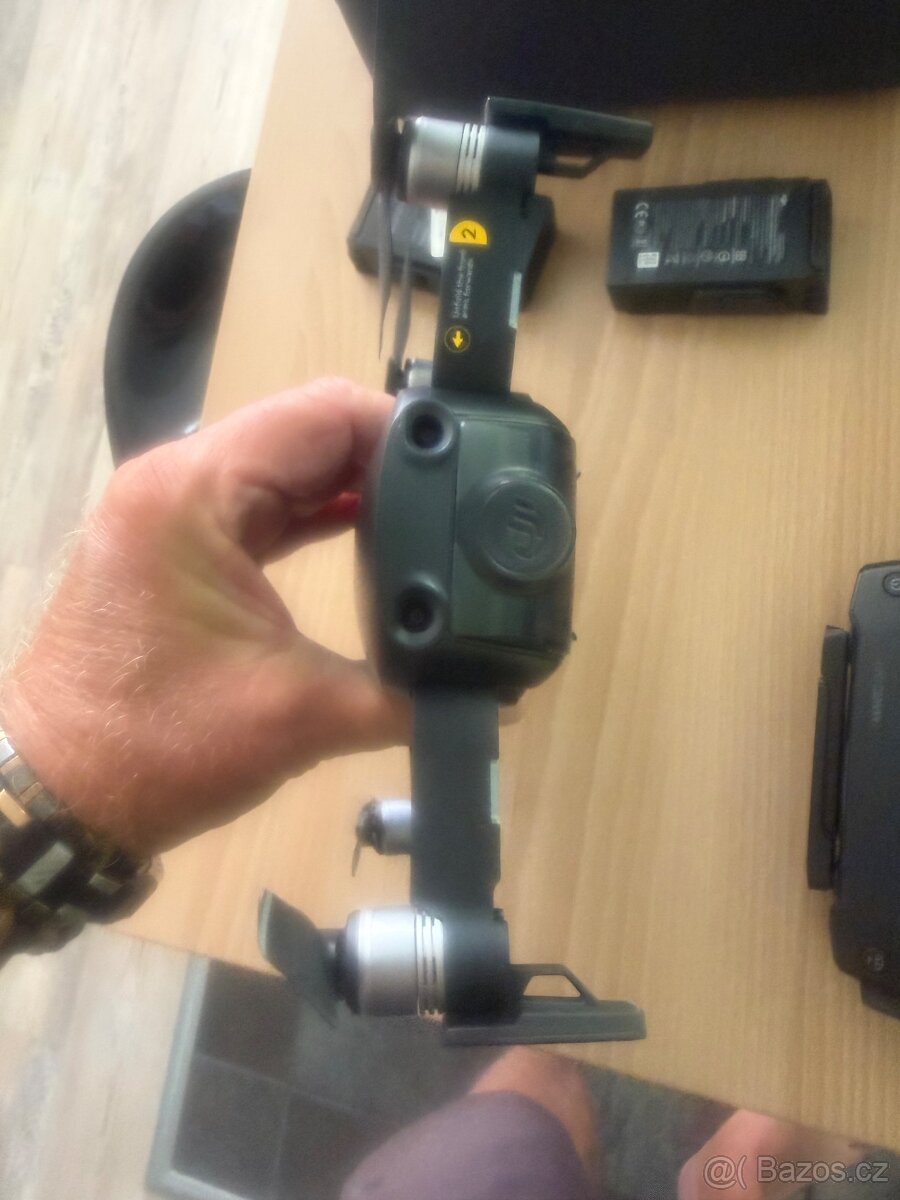 Dron DJI Mavic Air - 2