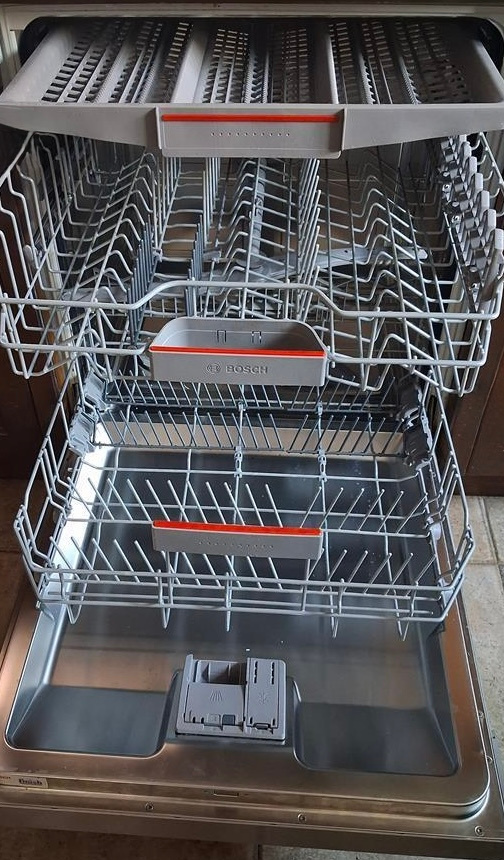 Vestavná myčka Bosch 3 koše - 2