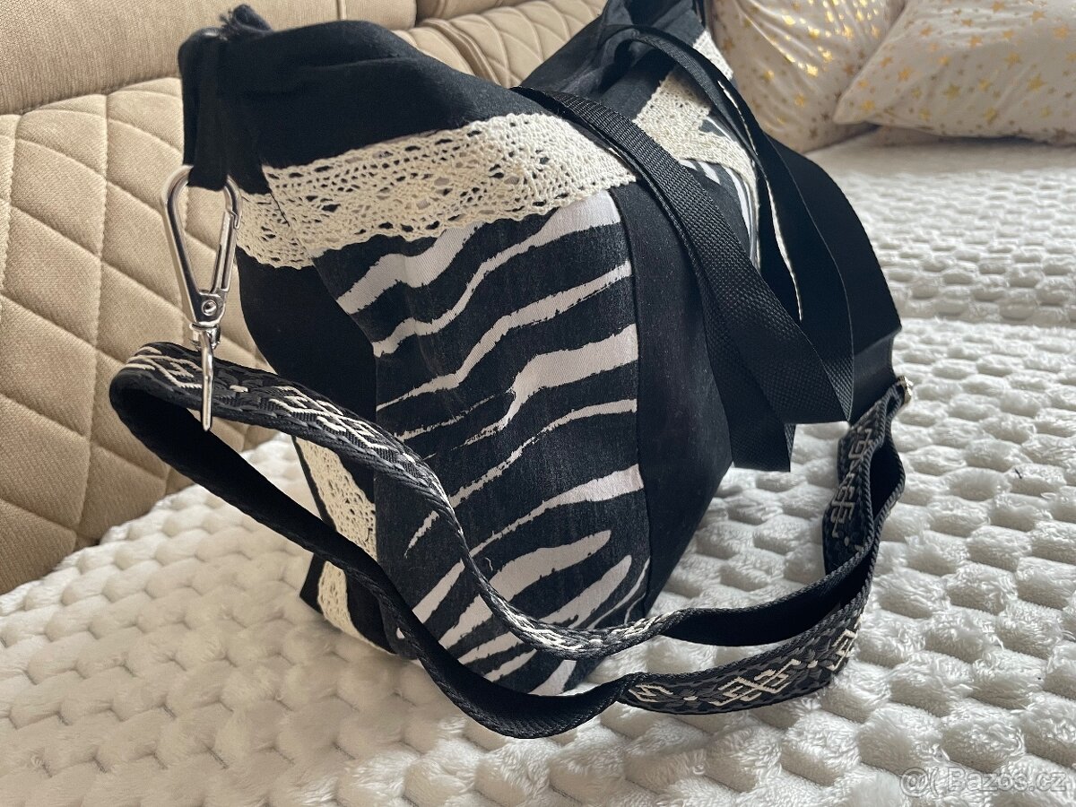 Krásná taška přes rameno i do ruky - 2