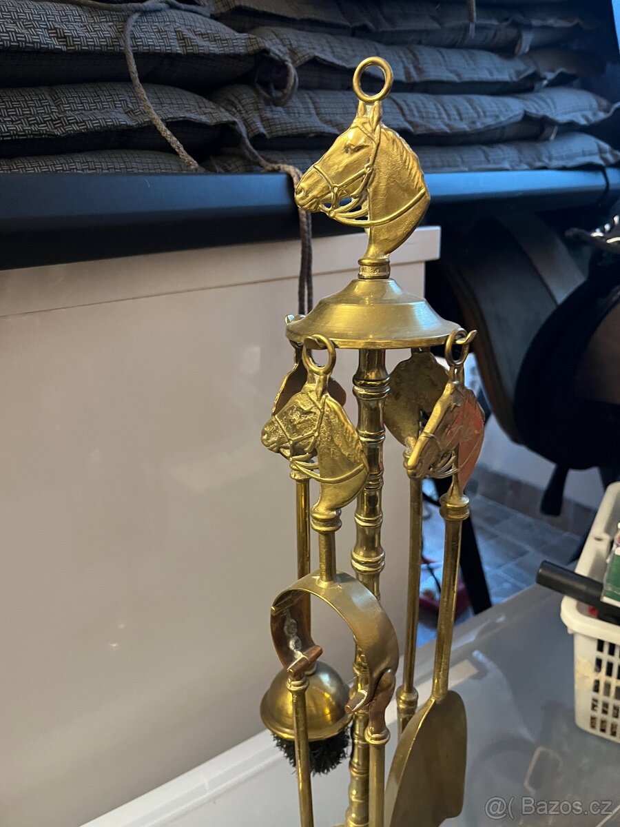 Mosazné příslušenství ke krbu - 2