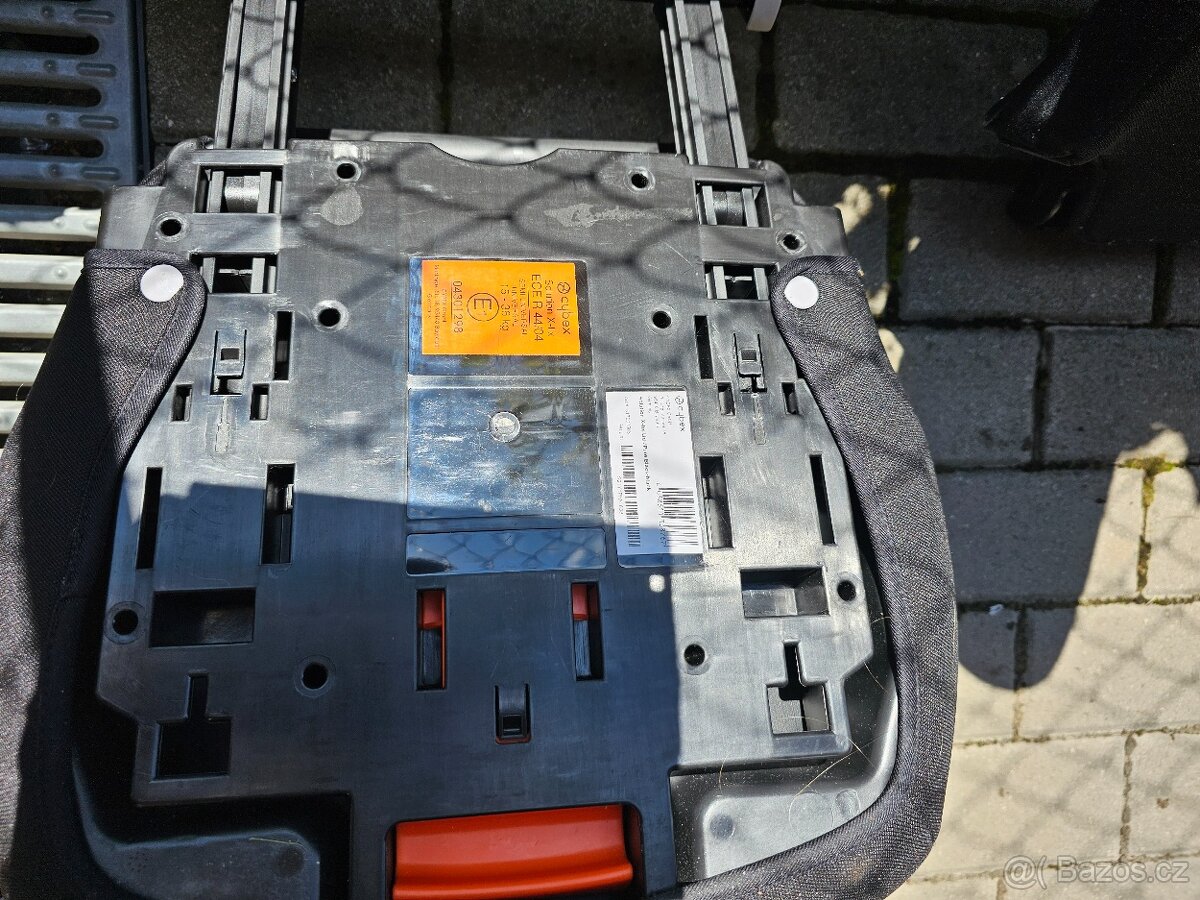 Prodám autosedačku Cybex Solution X-Fix - 2