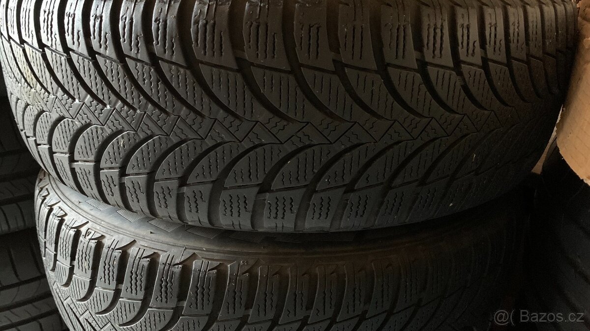 Zimní pneu 195/65r15 / sada s disky r15 5x112 /Octavia II - 2