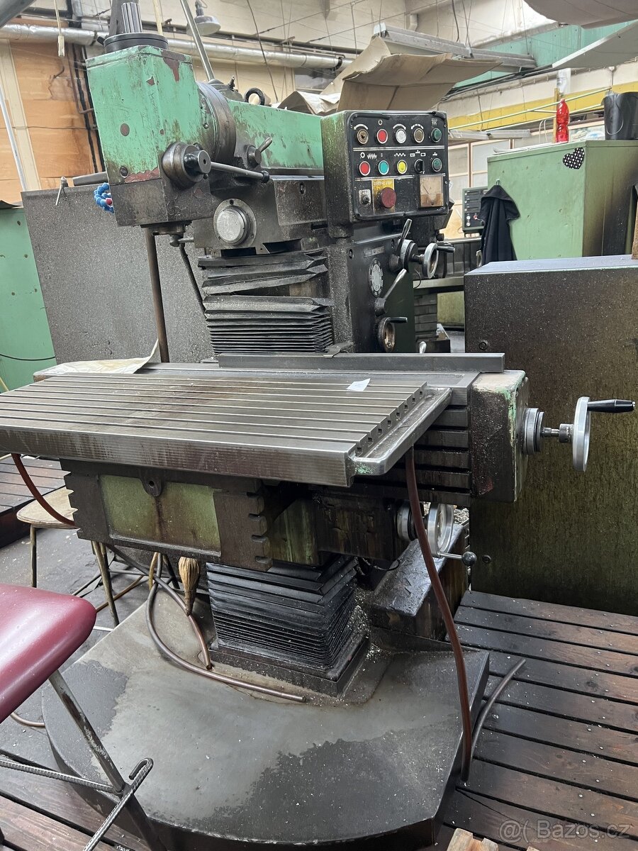 Frézka na kov FN 40 +příslušenství z 2 kusů na výběr - 2