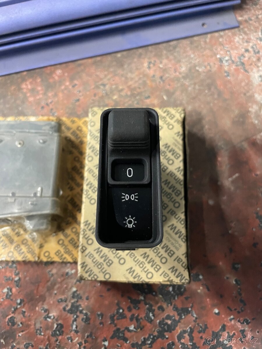 Spínač světel BMW 5 E34 - 2