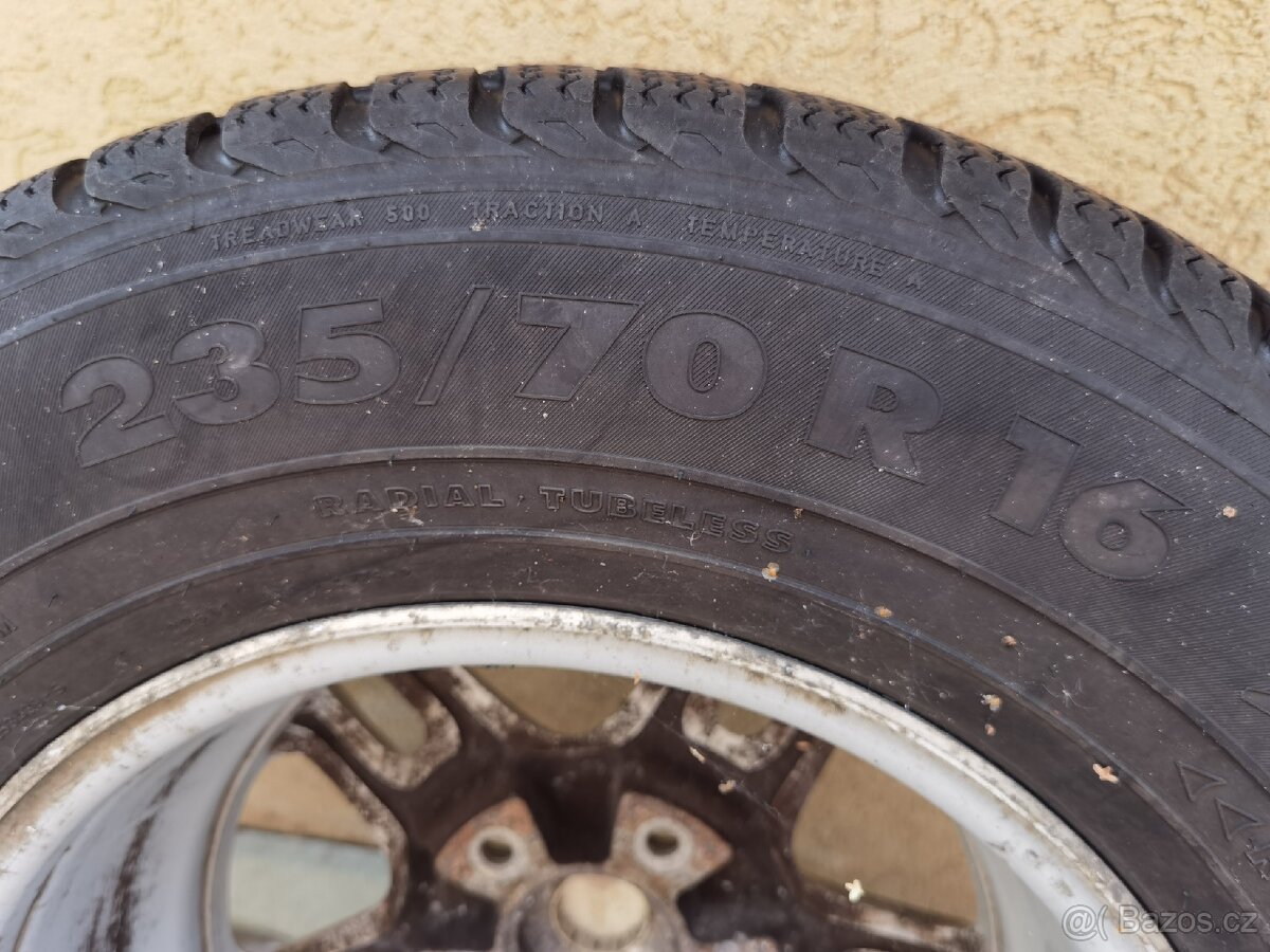 Rockstone 235/70 r16 - 2