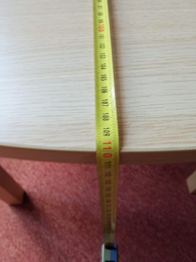 Kulatý rozkládací stůl - 2