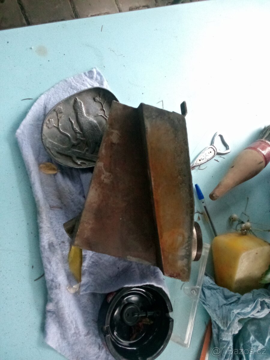 Koupím rám Jawa,plechařinu,kola - 2