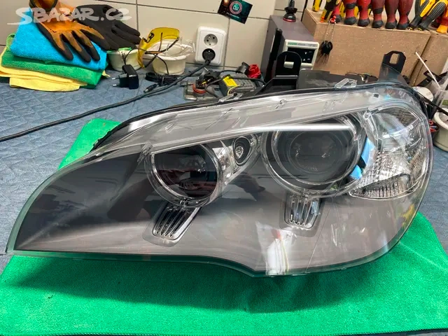 BMW X5 E70 LCI nedynamic xenon levý - 2