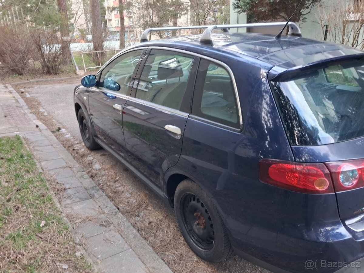 Fiat Croma 1.8 benzín 2008 - 2