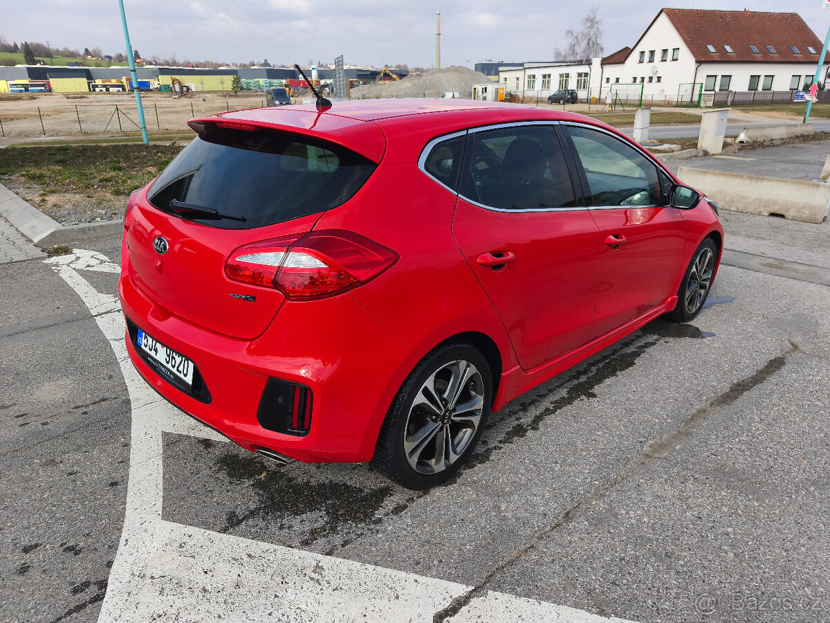 KIA Ceed 1,6 CRDi - 2