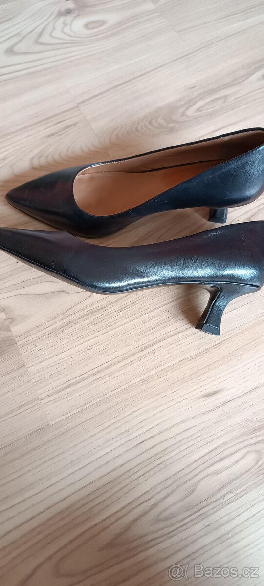 Dámské lodičky značky Tamaris - 2