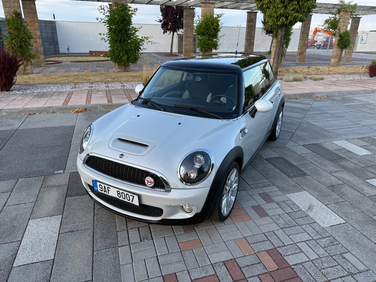 Mini Cooper S - 1.6t 135kW - limitka CAMDEN - 2