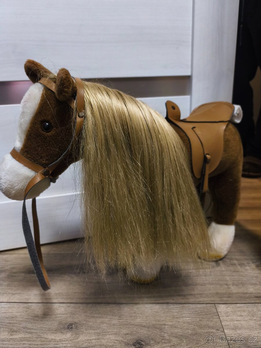 Česací poník Götz - 2