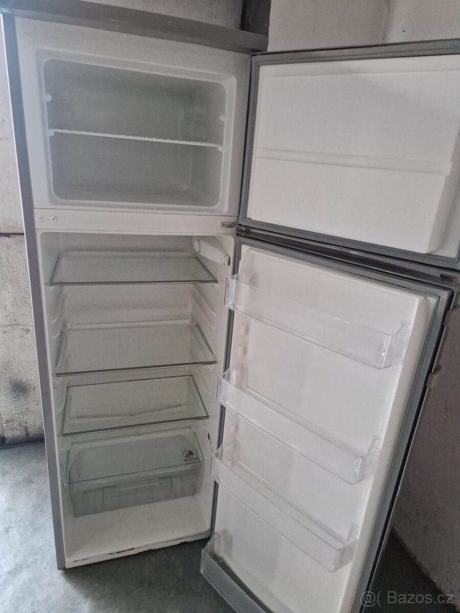 Lednice stribrna Electrolux - 2