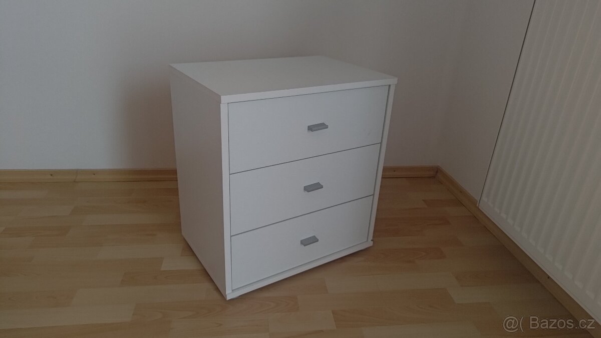 Noční stolek bílý - 2