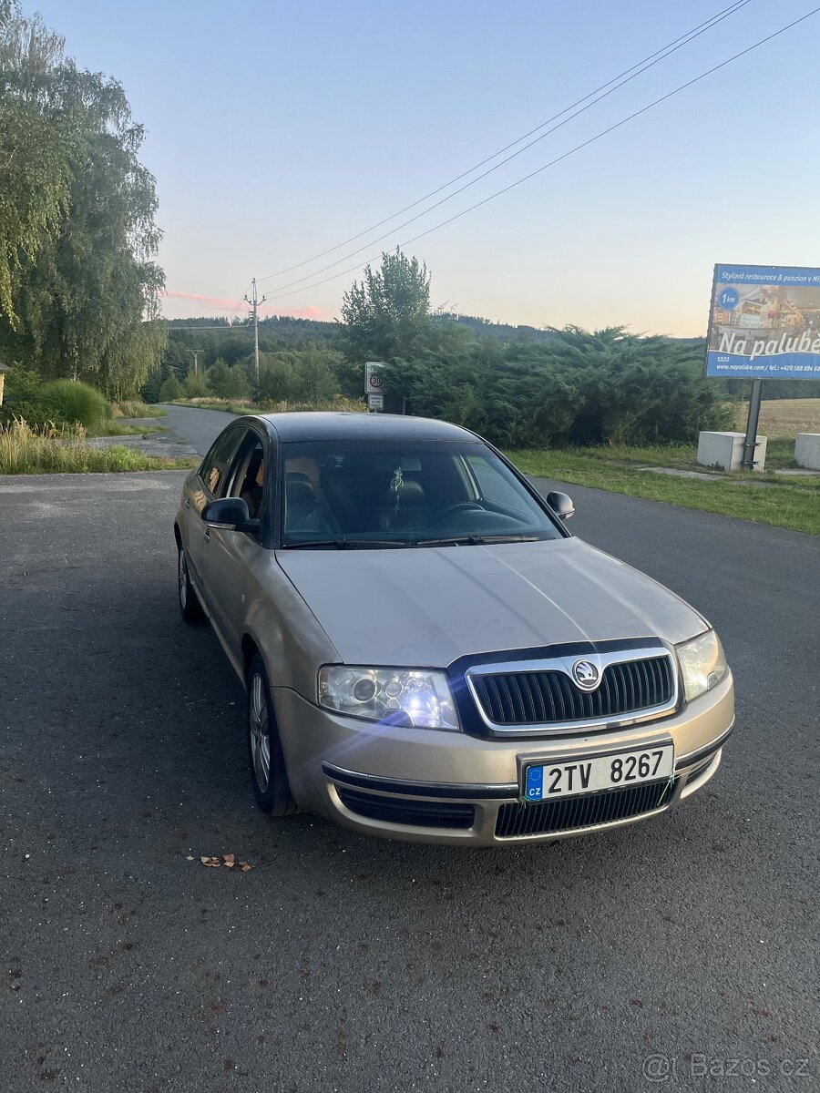 Škoda Superb - 2