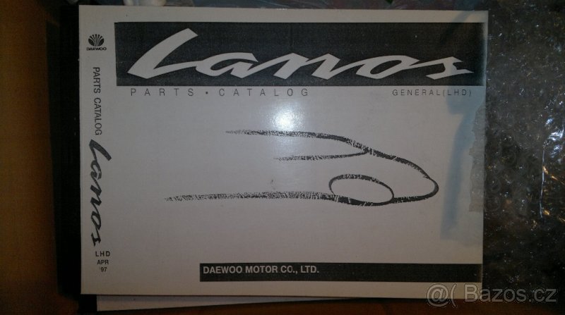 Dokumentace a propagační předměty korejských automobilů - 2