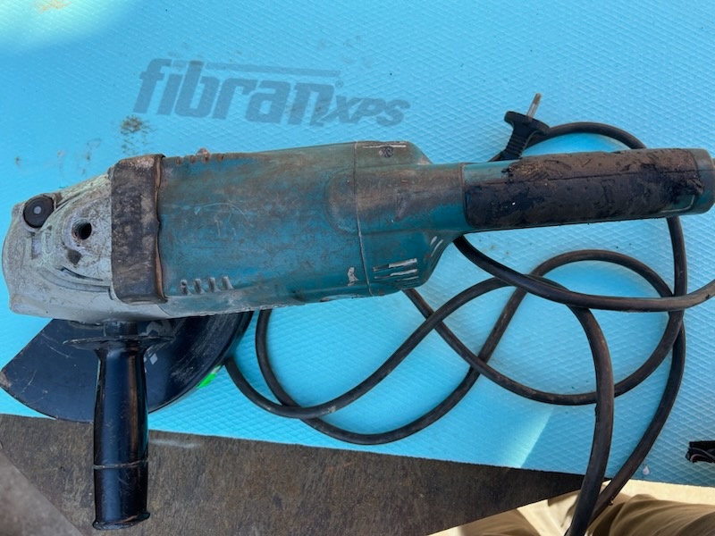 Makita flexa 230mm GA9020 - 2