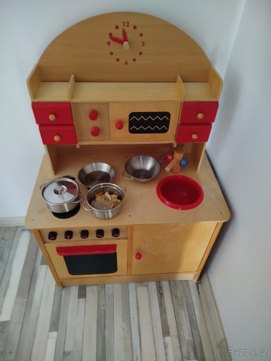 Dřevěná kuchyňka s příslušenstvím - 2