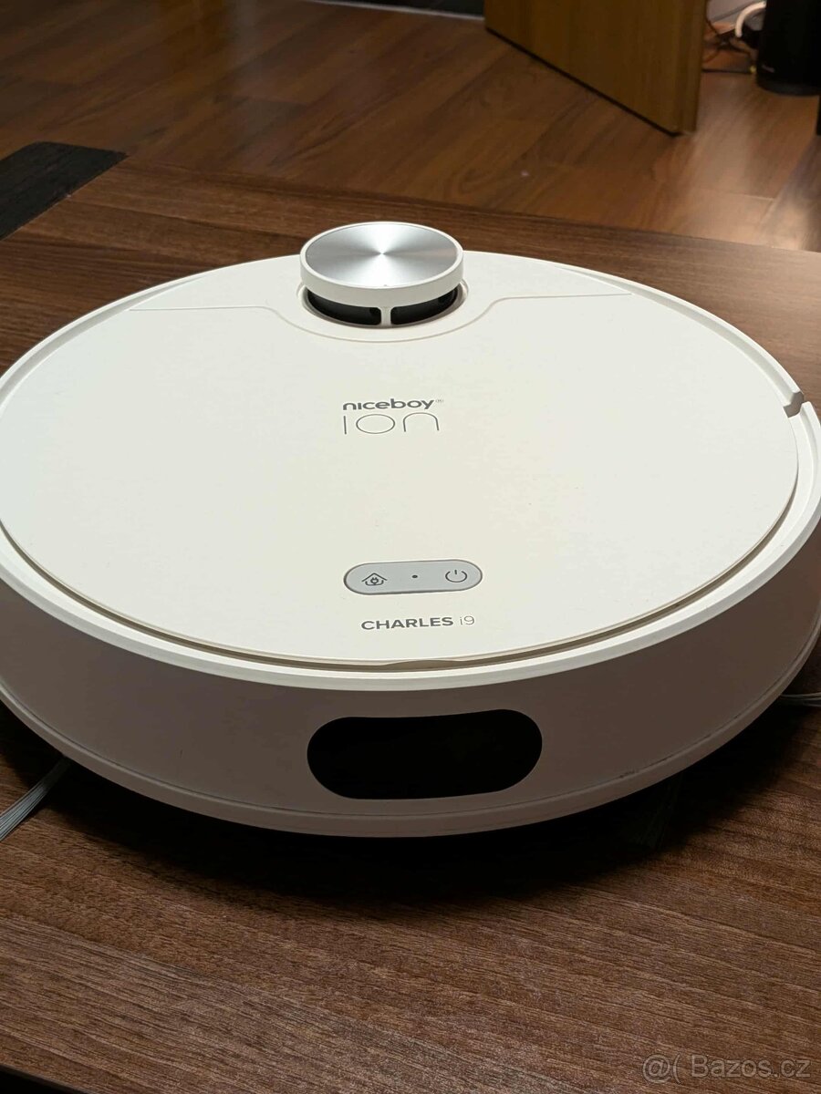Robotický vysavač Niceboy ION Charles i9 - 2