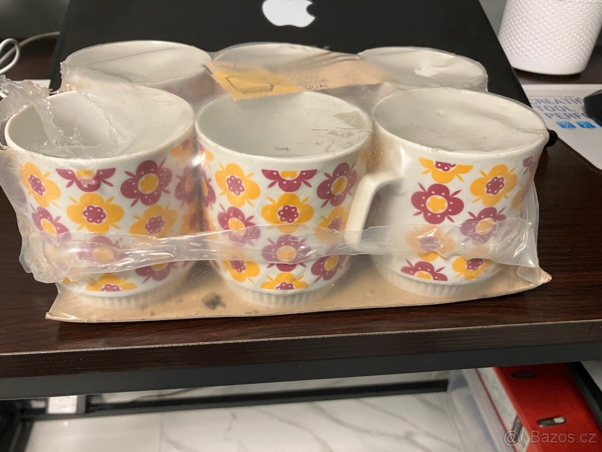 Hrnky Karlovarský porcelán sada 6ks - 2