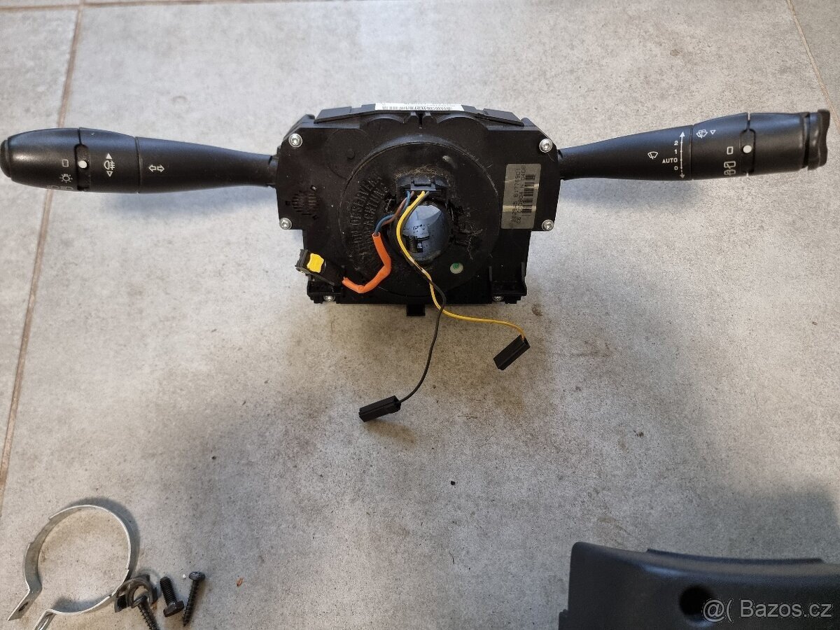 SLEVA - Citroen C2 - Komplet páčky pod volant - 2