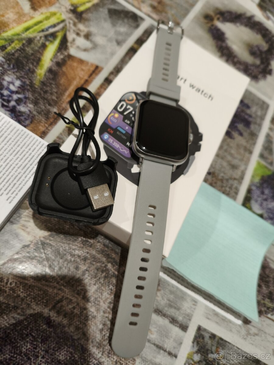 nové moderní chytré hodinky - 2