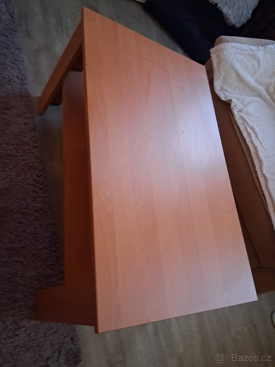 Prodám konferenční stolek - 2